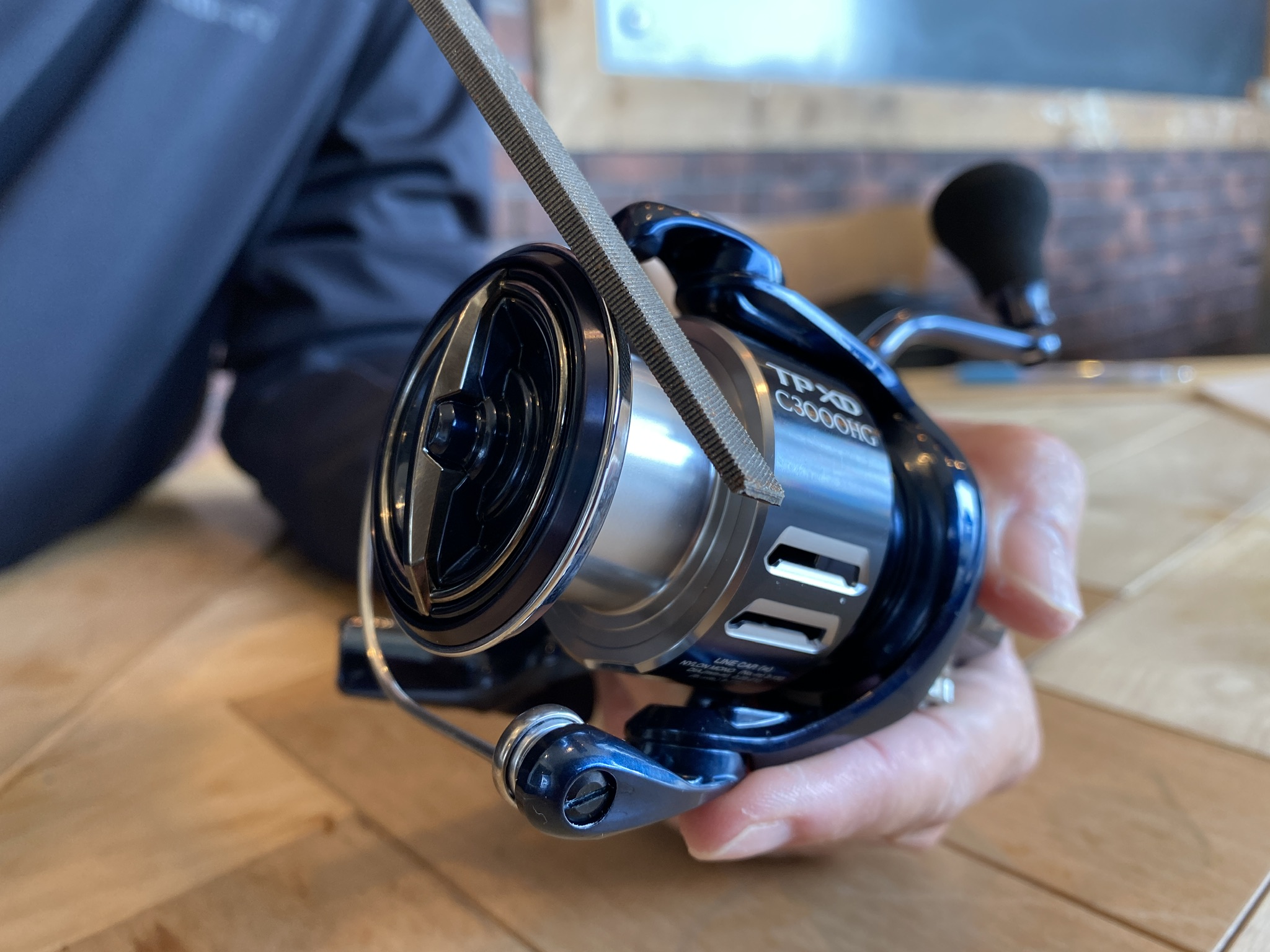 SHIMANO - □シマノ 17ツインパワーXD C3000HG TWIN POWER XD□の+